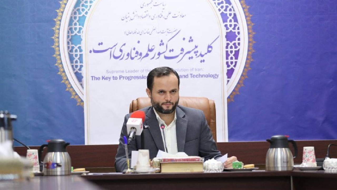 صادرات ۱۲۲ میلیون تن مواد خام/ تولید ۲۰ ماده دارویی معدنی پیشرفته تا دو سال آینده