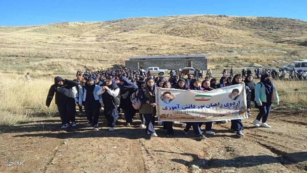 ۷۵۰ دانش‌آموز سردشتی به یادمان شهدای بلفت اعزام شدند