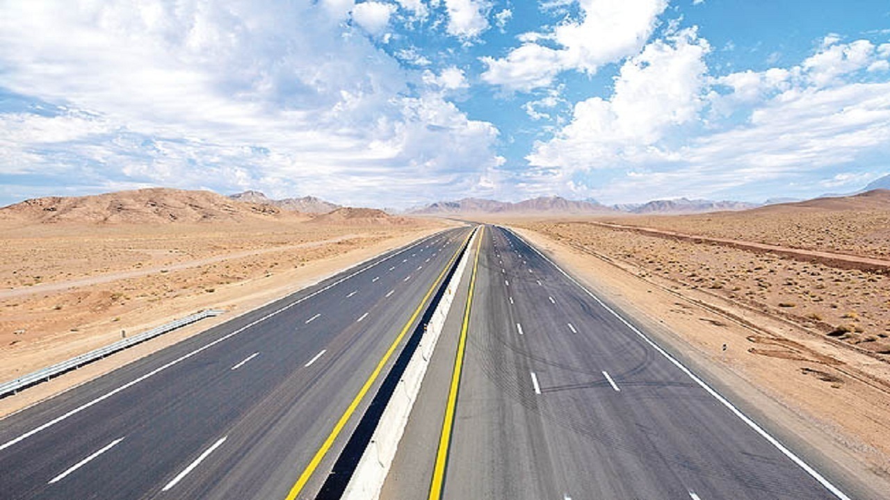 آسفالت‌ریزی و بهسازی راه روستایی به طول ۱۳ کیلومتر در اهر