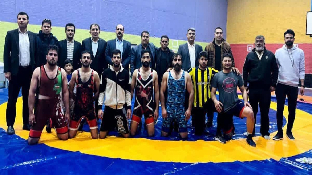 برگزاری مسابقات کشتی آزاد قهرمانی بزرگسالان چهارمحال و بختیاری