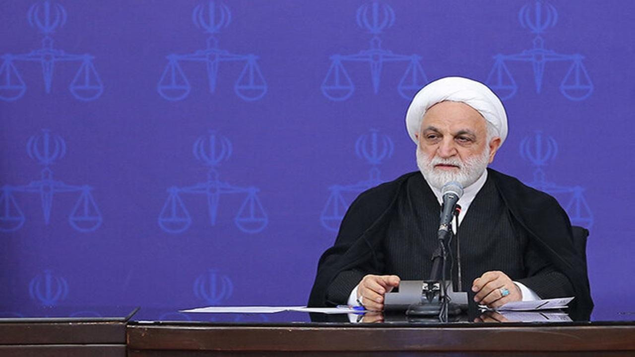 گاهی از مسائل اساسی غافل شده و مشغول مسائل دستِ‌چندم می‌شویم
