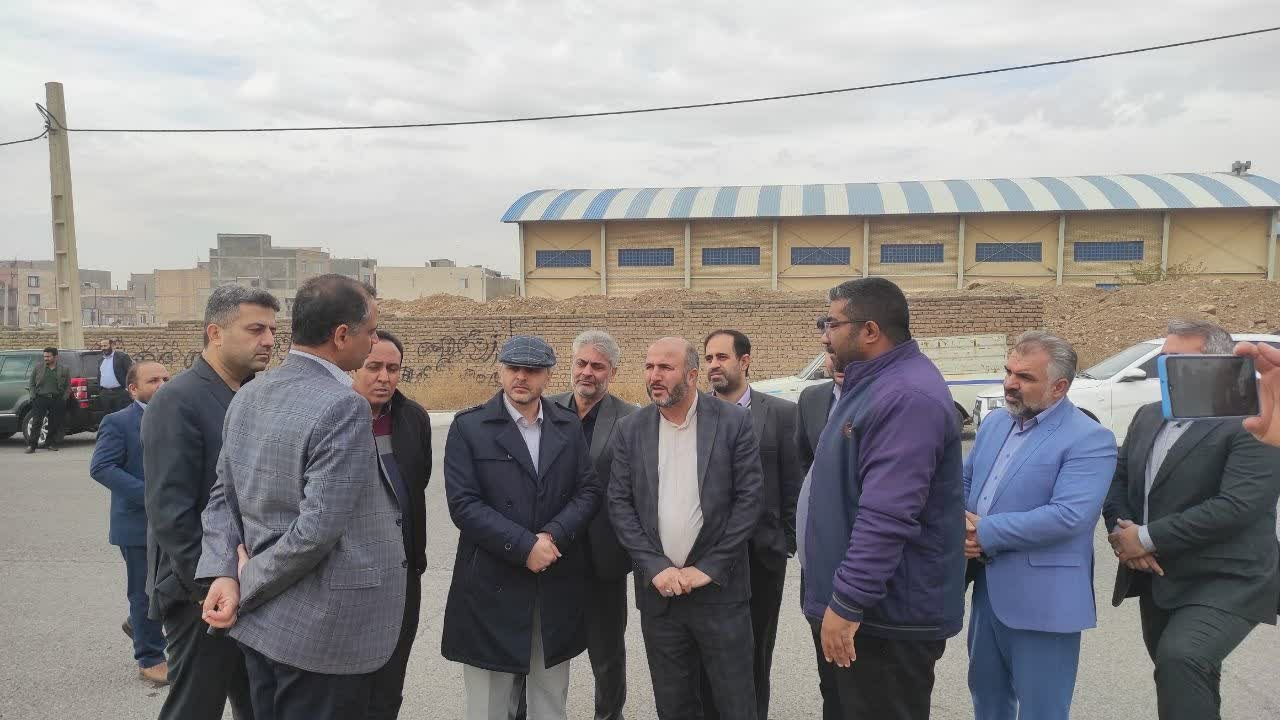 کمبود زمین و الحاق زمین در آبیک پیگیری می‌شود