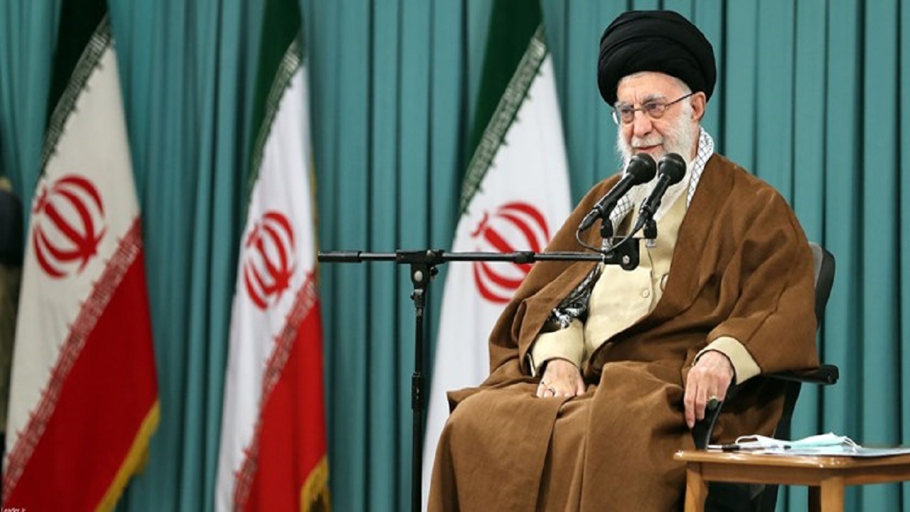 ۶۰ مطالبه رهبر انقلاب از دانشجویان چیست؟