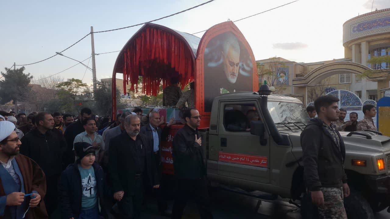 مراسم .وداع با شهدای آران و بیدگل