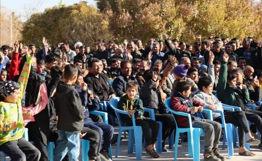 برگزاری همایش پیاده روی خانوادگی در مهردشت&nbsp;