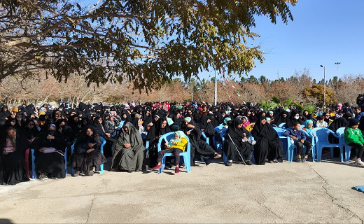برگزاری همایش پیاده روی خانوادگی در مهردشت&nbsp;