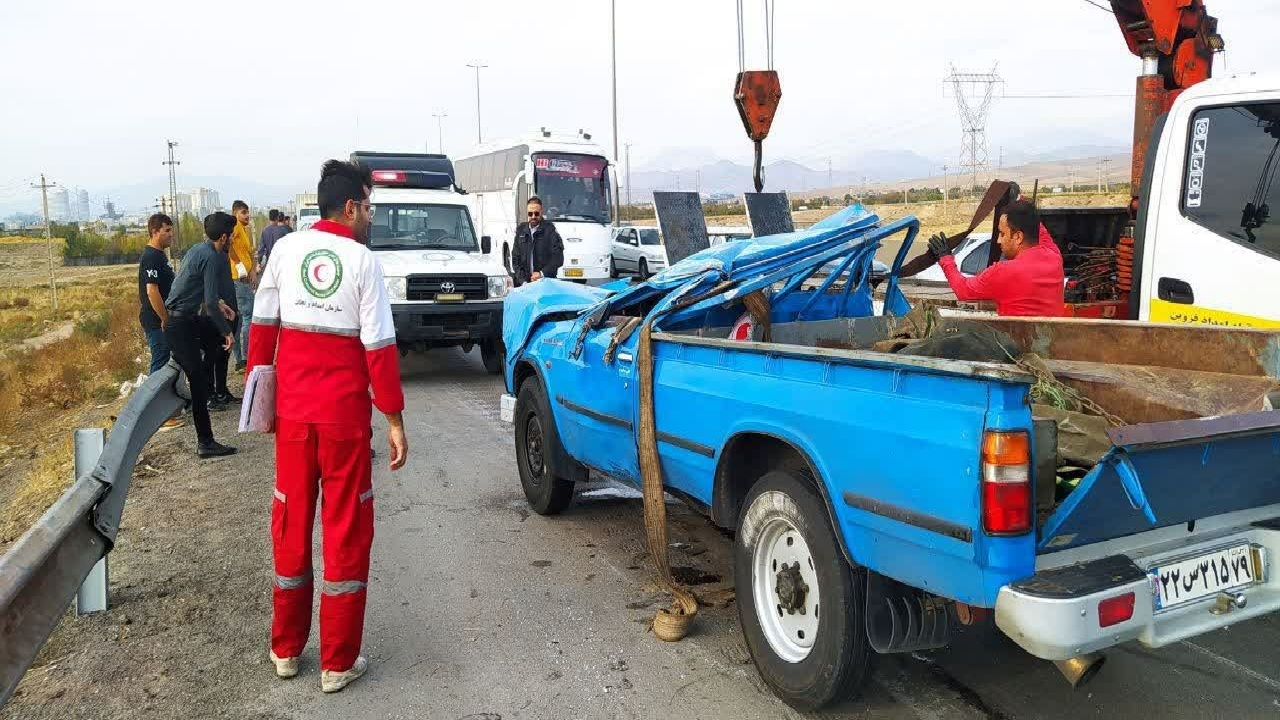 ۱۱ مصدوم در حادثه رانندگی در محور قزوین به کوهین