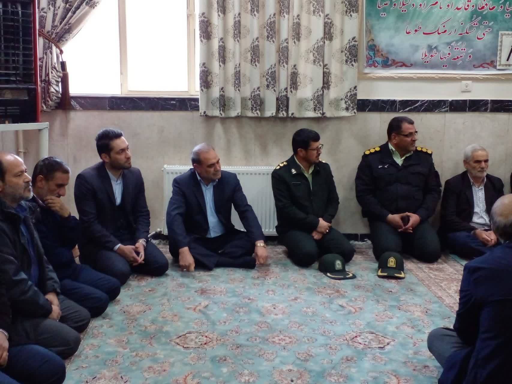 حضور مسئولان