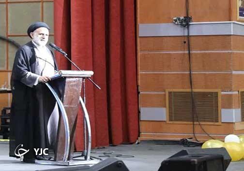 برگزاری مراسم گرامیداشت روز دانشجو در دانشگاه علوم پزشکی هرمزگان برگزاری مراسم گرامیداشت روز دانشجو در دانشگاه علوم پزشکی هرمزگان