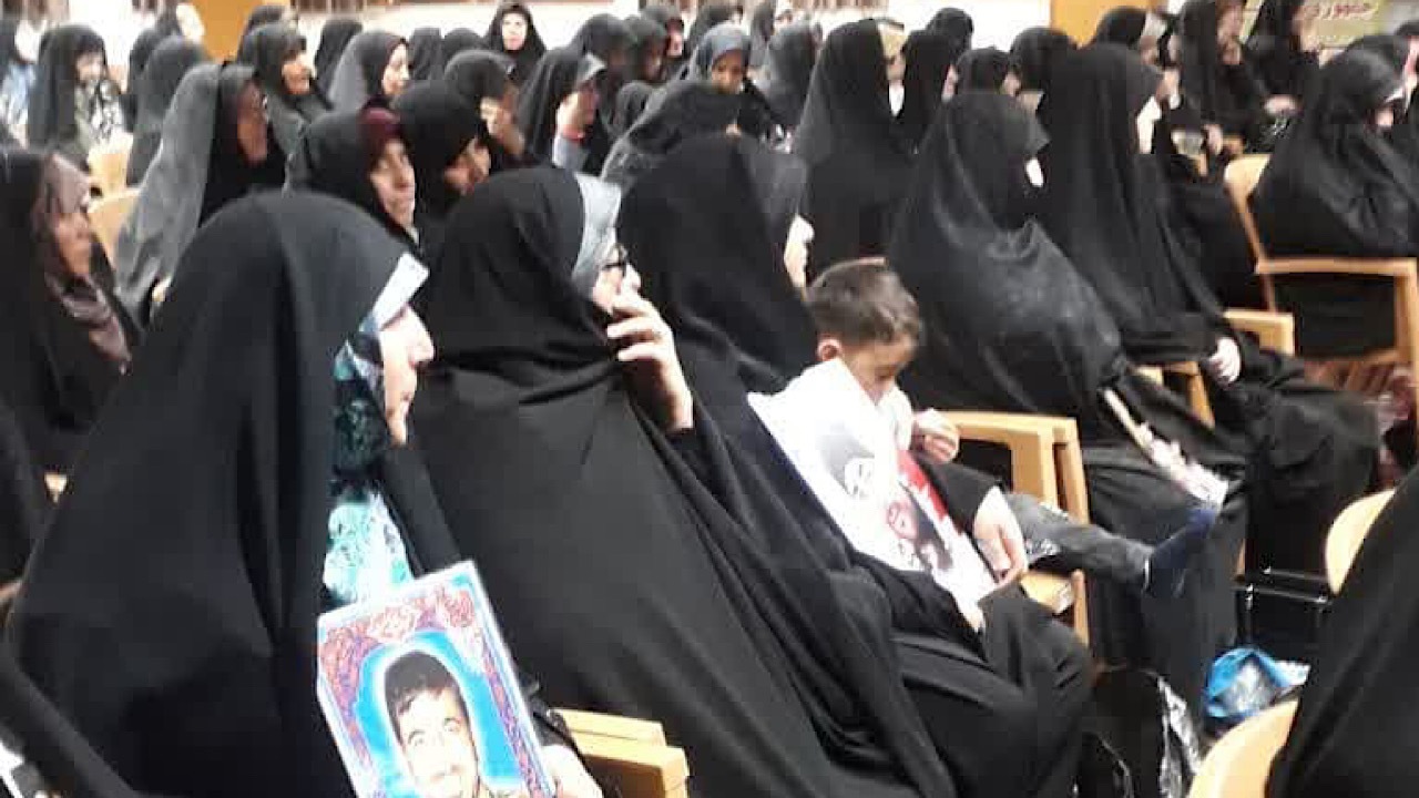 تلاش مادرانه یک هیأت برای نجات عروس جوان از خودکشی