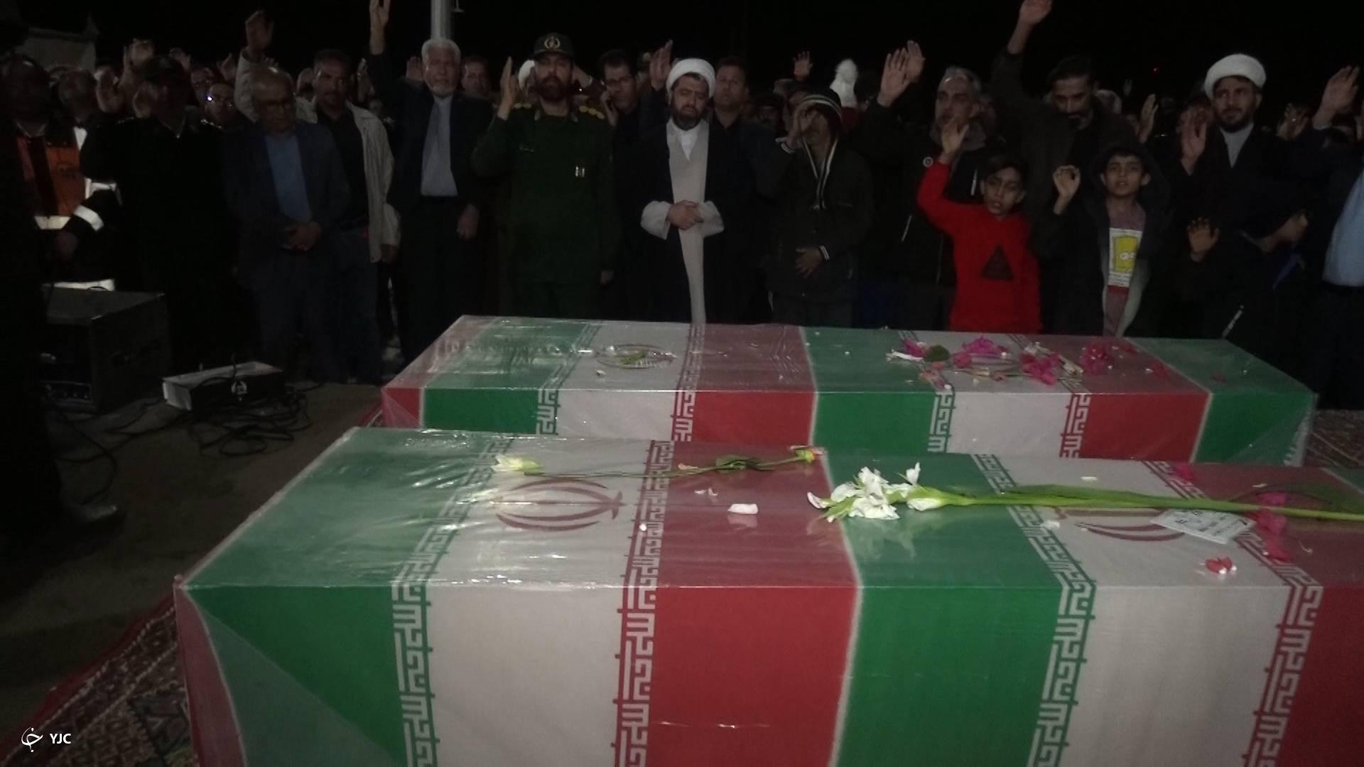 آیین استقبال از ۲ شهید گمنام در بم