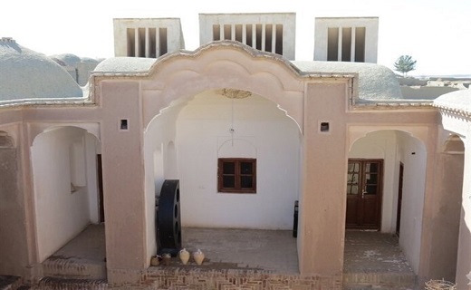 وقتی کاهگل جای خودرا با نمای سنگی و آجری عوض نمی کند