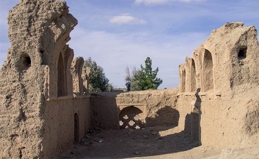 وقتی کاهگل جای خودرا با نمای سنگی و آجری عوض نمی کند