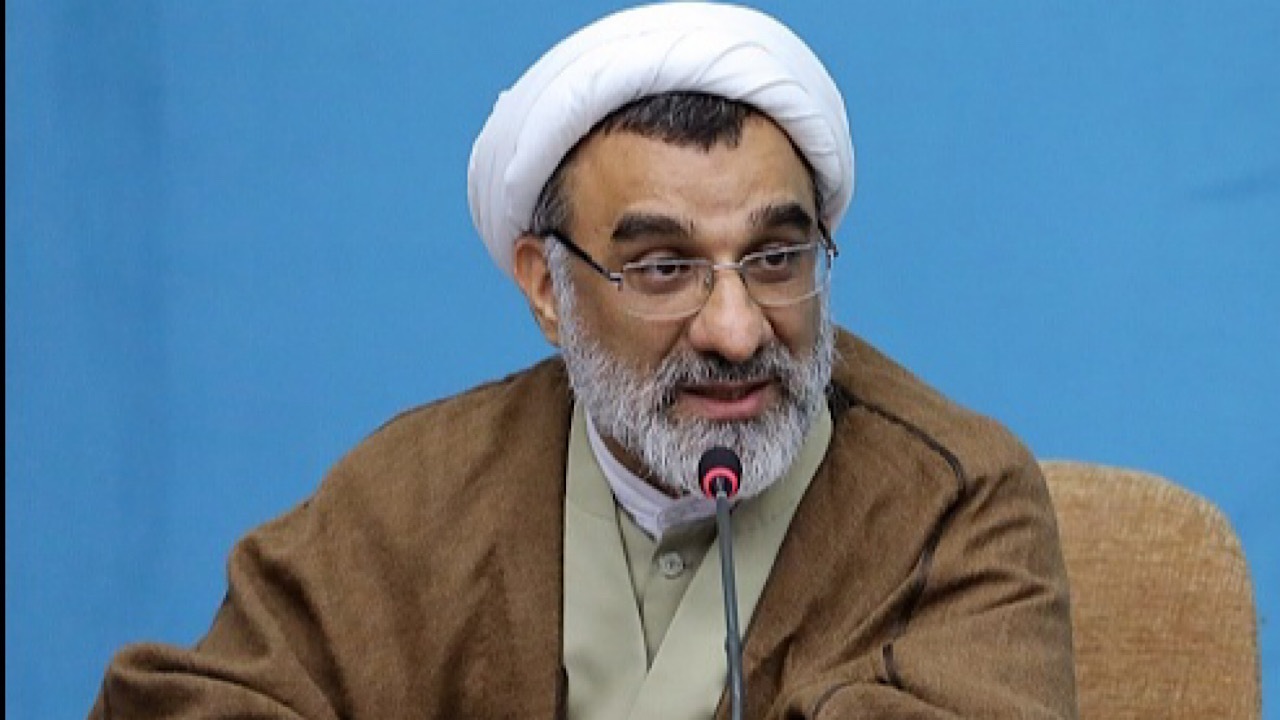 باید به ساختار قرارگاهی در حوزه علم و فرهنگ برسیم