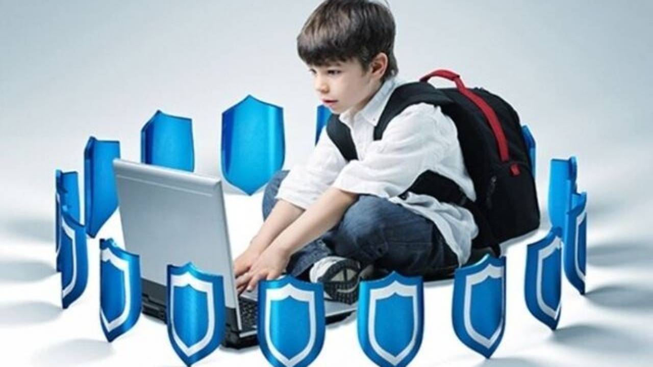 اجرای چهارمین پویش کودکان سایبری در کرمان