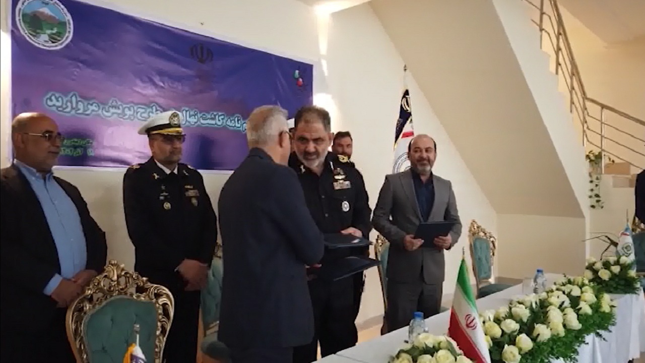 تفاهم نامه کاشت نهال در جاسک بین سه دستگاه +عکس