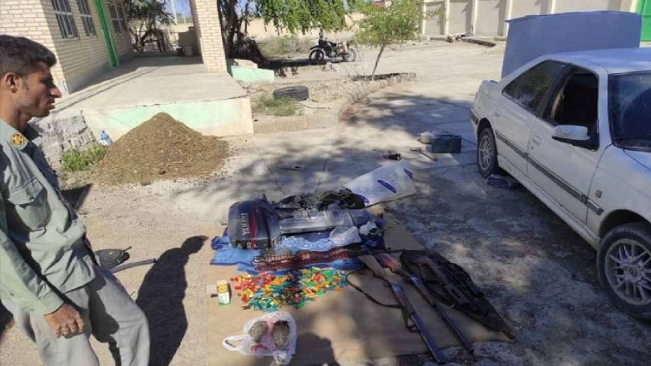 دستگیری ۲ شکارچی غیرمجاز در جنوب سیستان و بلوچستان