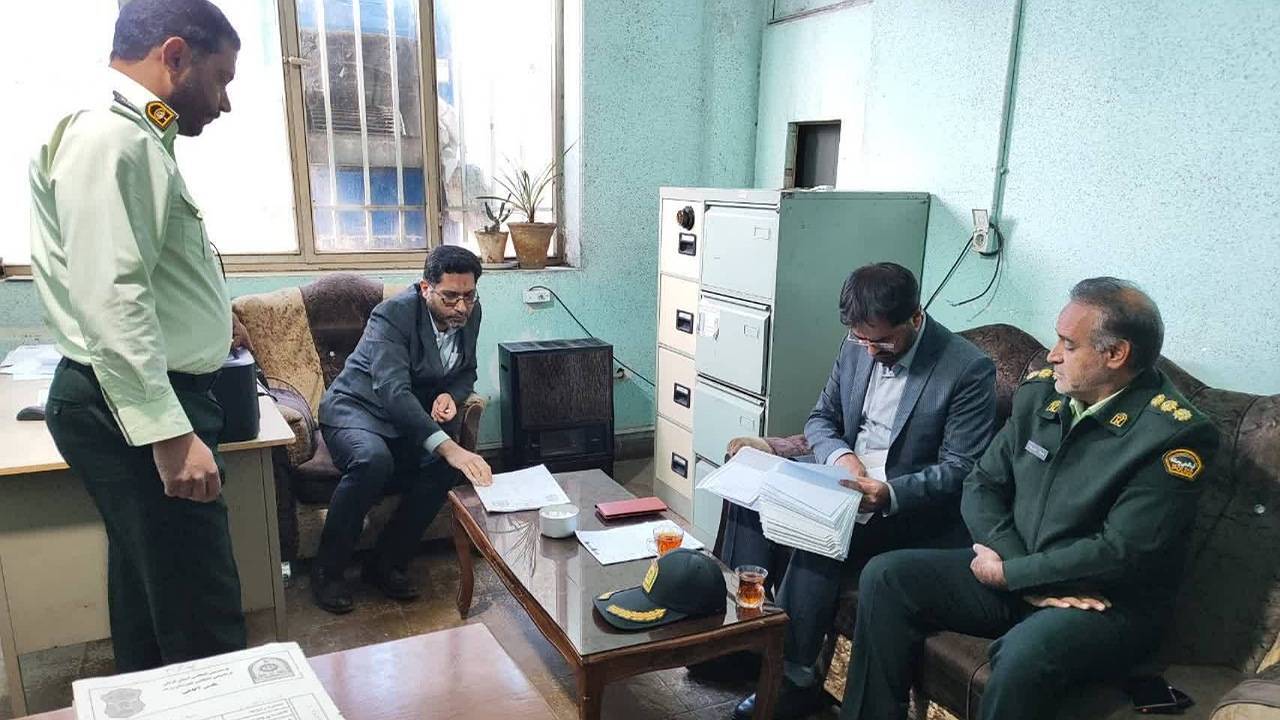 نظارت دادستان زرند بر عملکرد ضابطین  این شهرستان