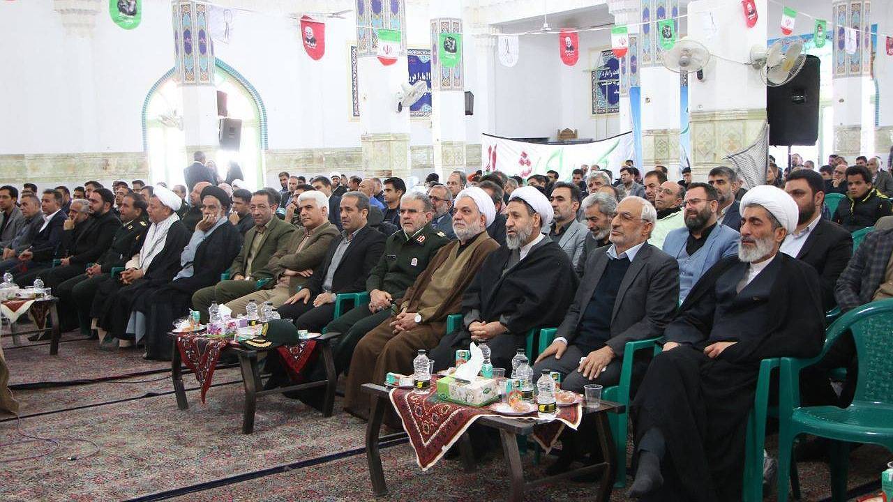 لزوم زنده نگه داشتن یاد و خاطره شهدا در جامعه