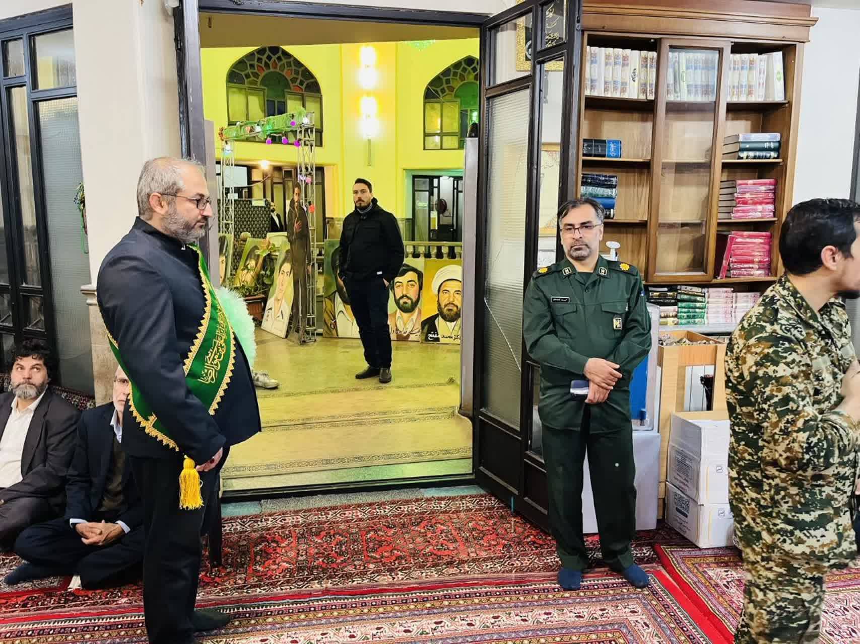 درب ورودی مسجد