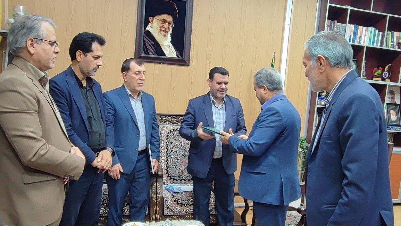 معرفی رئیس جدید کمیته امداد امام خمینی در سیرجان