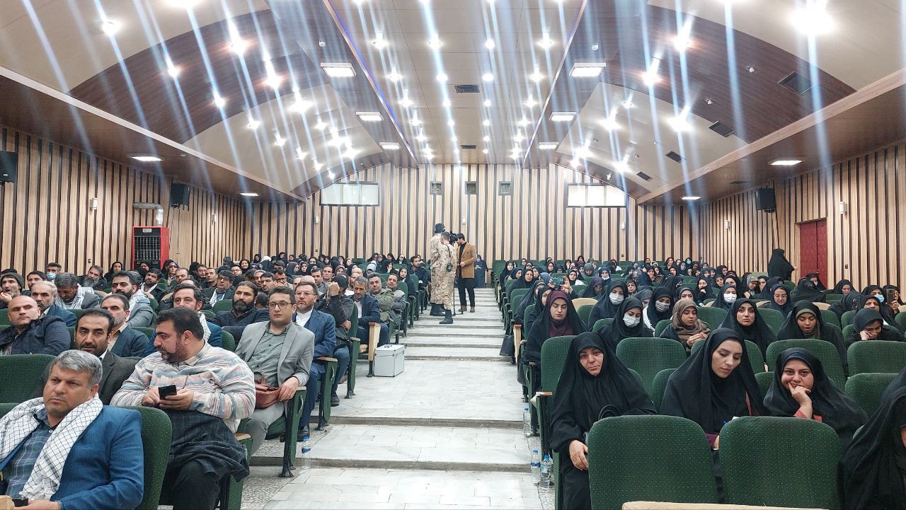 برگزاری همایش فرهنگیان بسیجی در کانون امام علی کرج