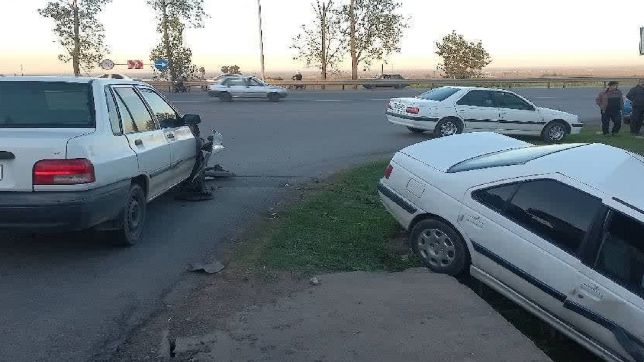 تصادف پژو پارس و پراید حوالی علی آباد کتول با ۵ مصدوم