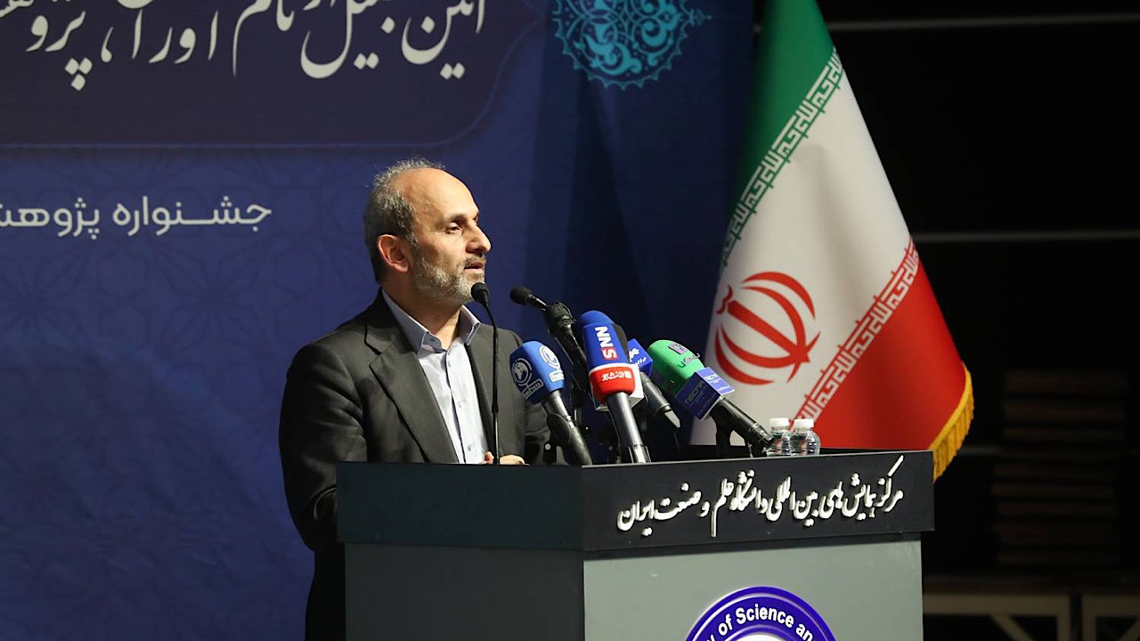 تقویت تعامل با حوزه دانشگاه در راستای ارتقای کمی و کیفی تولیدات رسانه ملی