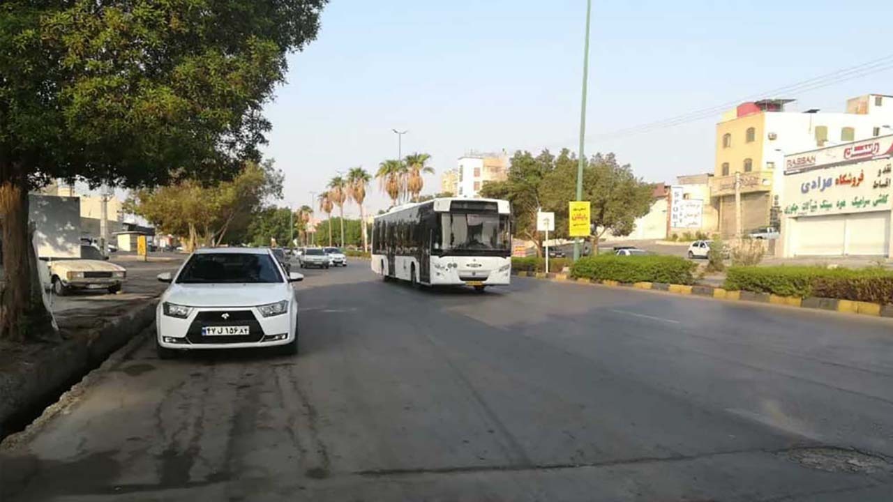 سرگردانی بندرعباسی‌ها در ایستگاه‌هایی که اتوبوس در آن توقف نمی کند