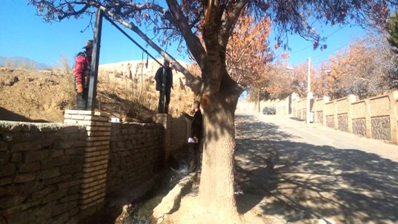 محوطه تاریخی تپه کولی شاهرود حصارکشی می‌شود