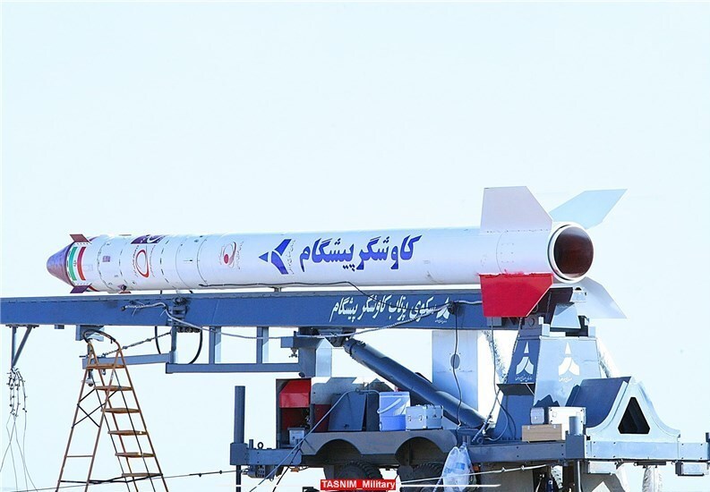 کاوشگر پیشگام با پیشران سوخت جامد