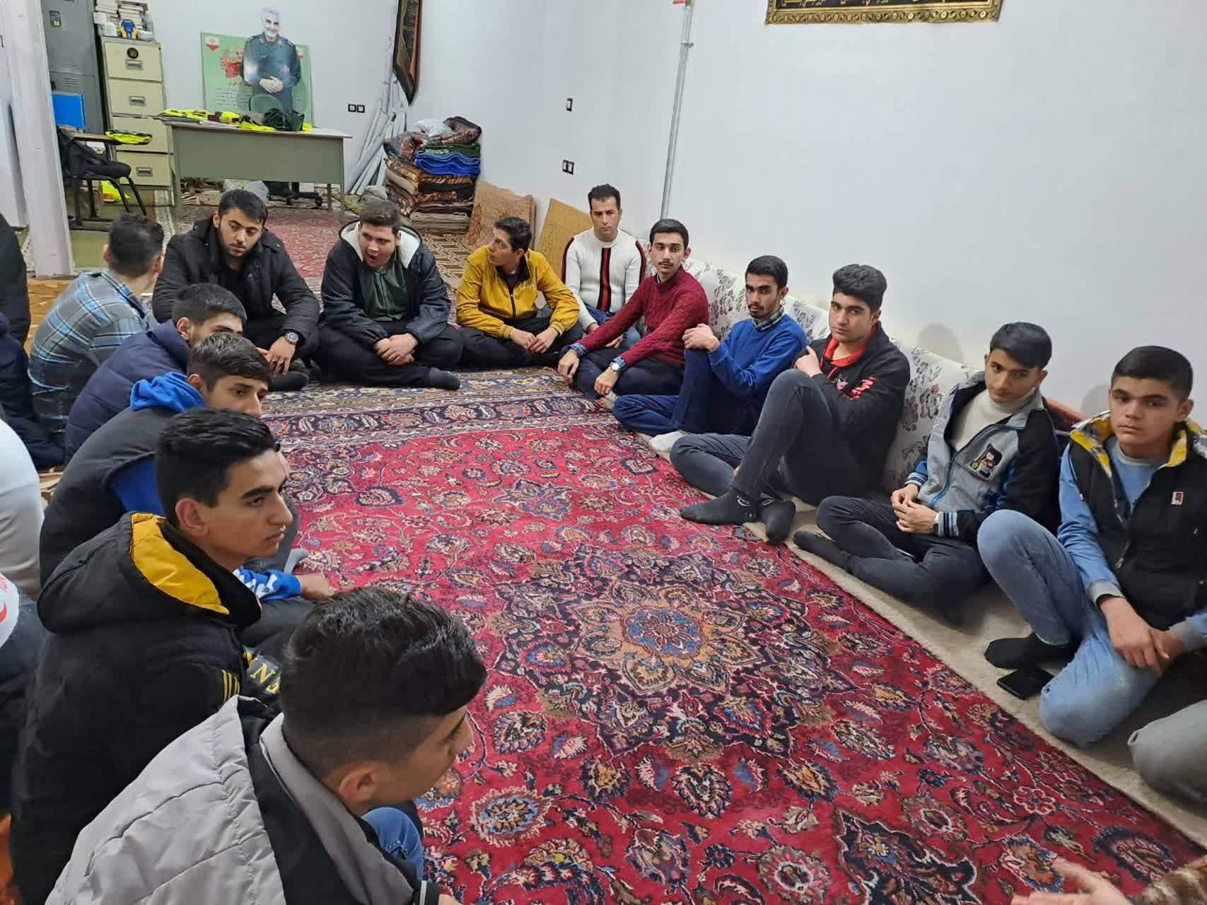 جلسه نوجوانان بسیجی