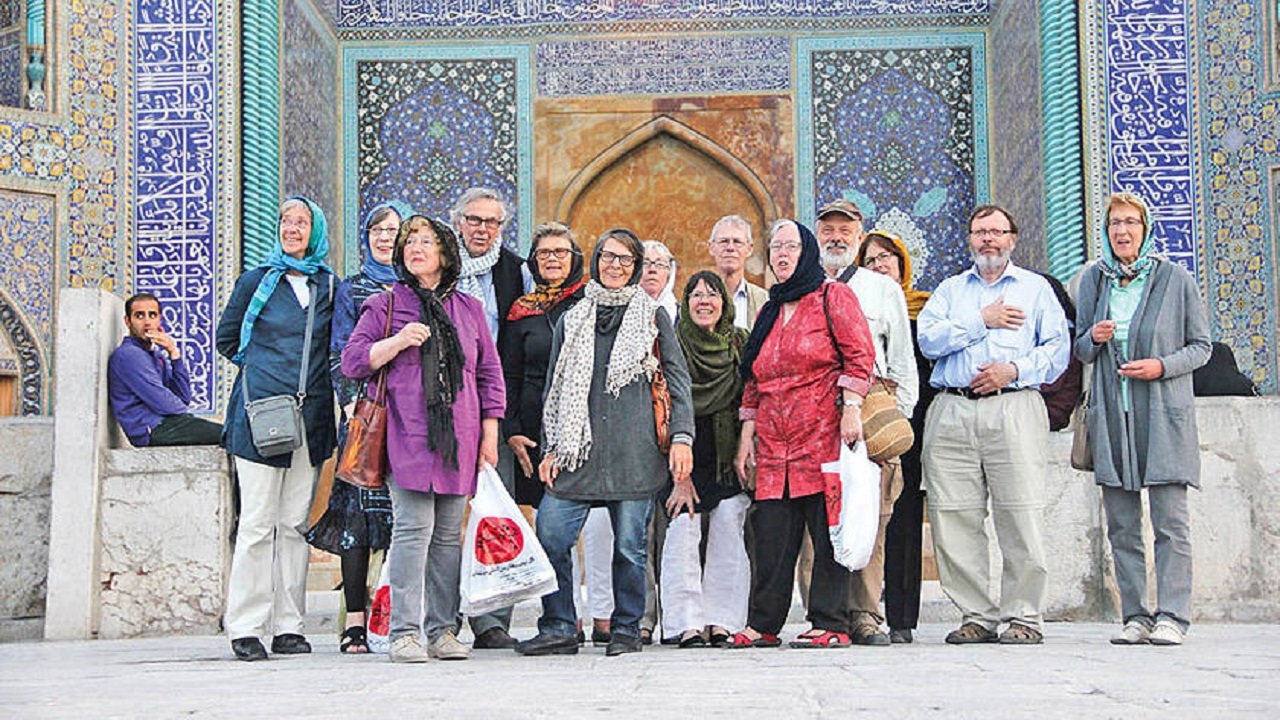 جذب گردشگران خارجی به استان همدان
