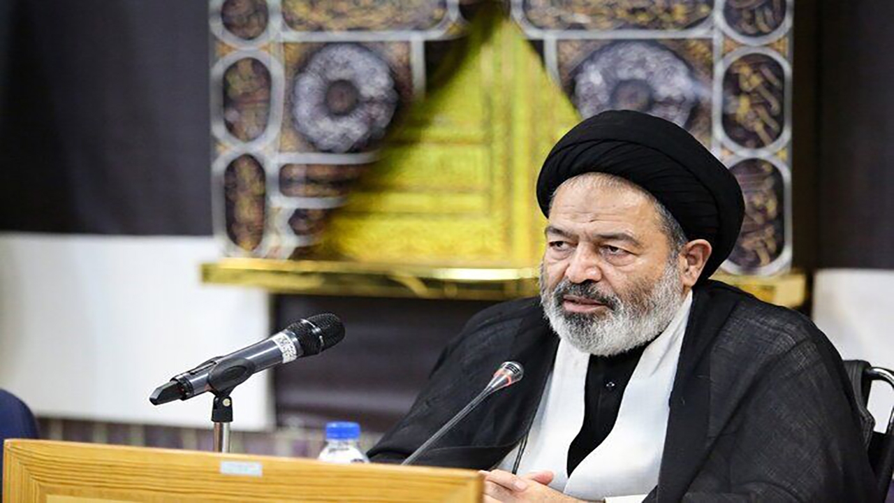 فاطمه زهرا (س) اسوه کامل و درس آموز برای تمامی بشریت است