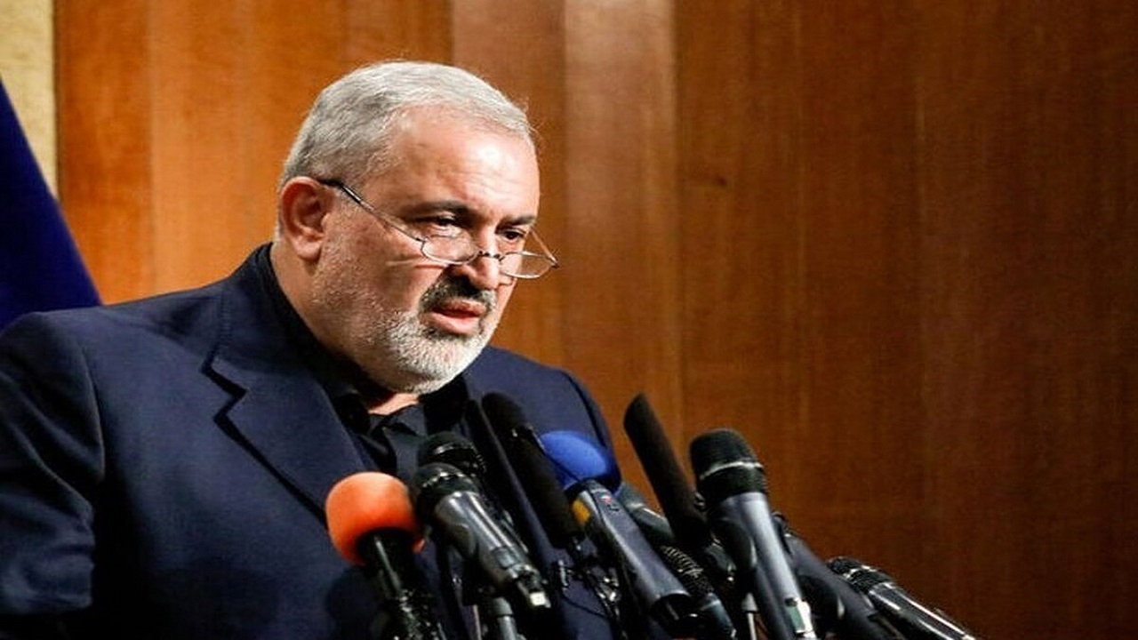 دانشگاهیان در حل مسائل مهم کشور، وزارت صمت را یاری کنند