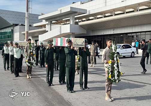 ورود پیکر مطهر ۵ شهید گمنام دفاع مقدس در بندرعباس