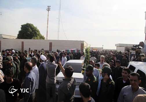 گزارش تصویری از ورود پیکر مطهر ۵ شهید گمنام دفاع مقدس در بندرعباس