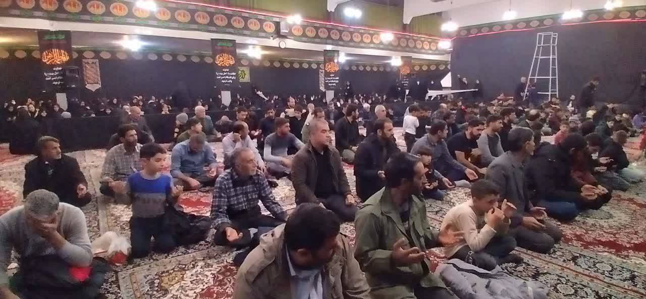 اجتماع پرشور مردم در مراسم سوگواری