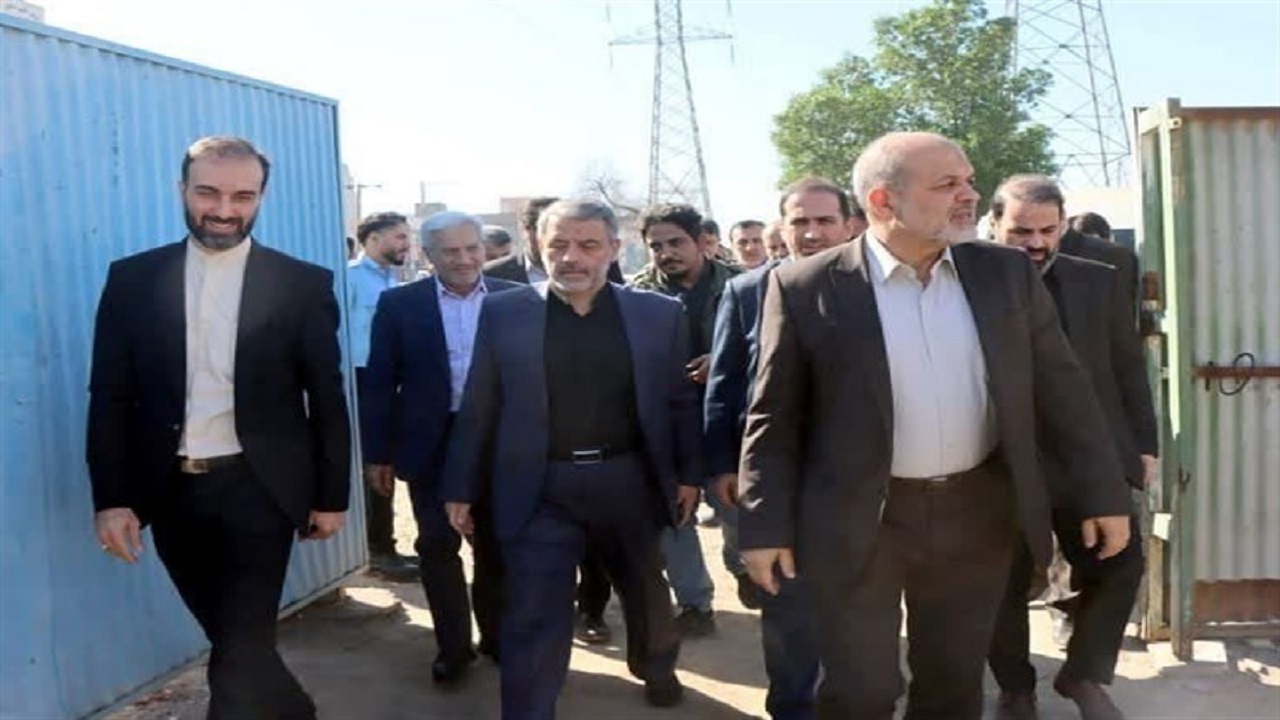 سیاست قطعی‌ دولت جمع‌آوری گازهای همراه نفت است/ در کاهش آلودگی‌ هوا گام برداریم‌