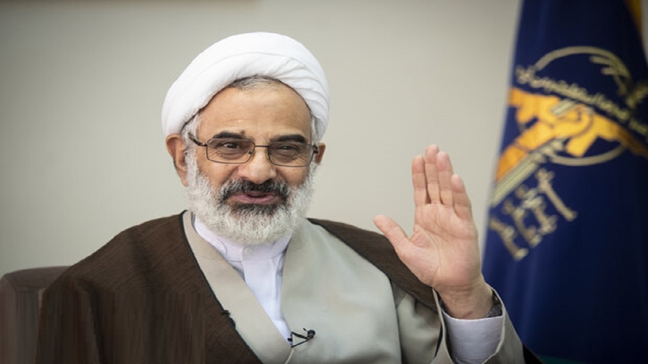 اساس انقلاب اسلامی ایران احیای اسلام ناب و حاکمیت ولایت خداوندبود
