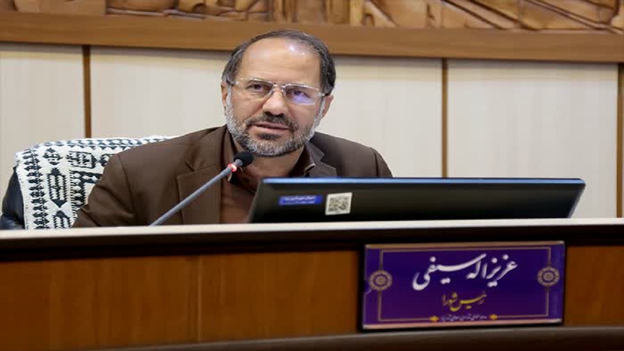 دانش آموزان مدارس کمتر برخوردار یزد در اولویت توزیع شارژ کارت رایگان بلیط اتوبوس شهری
