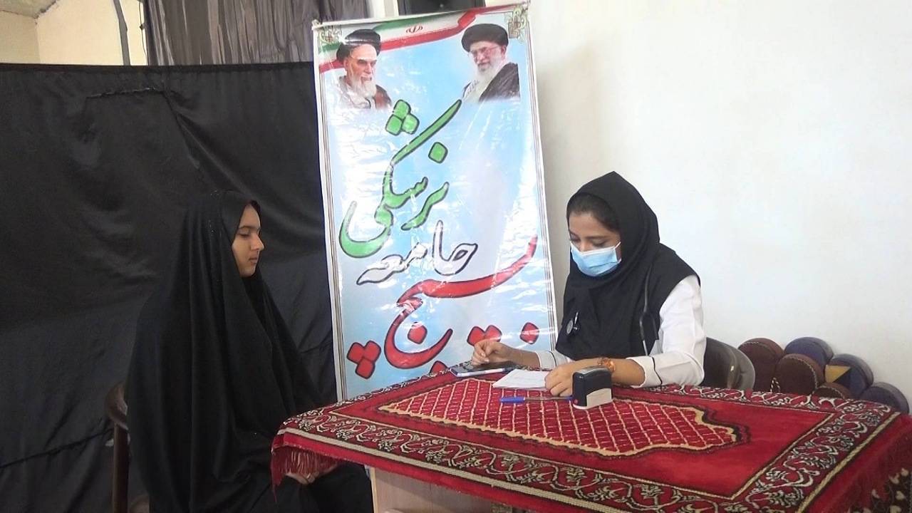 برگزاری اردوی جهادی بسیج جامعه پزشکی در محلات محروم بم