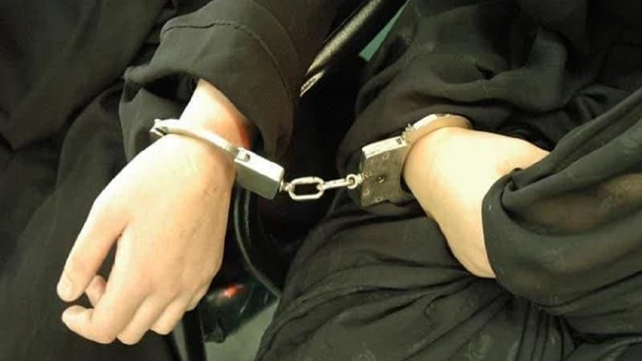 دستگیری ۲ زن قاچاقچی در کرمانشاه