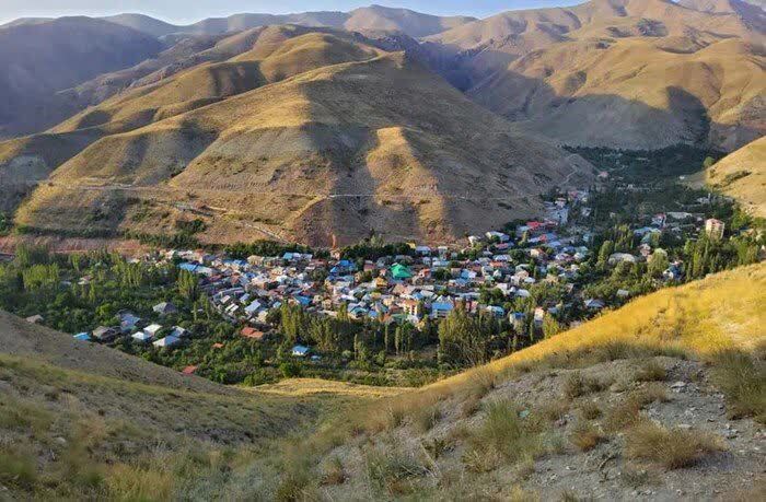 اجرای ۹۰ طرح گردشگری و صنایع دستی در البرز تصویب شد