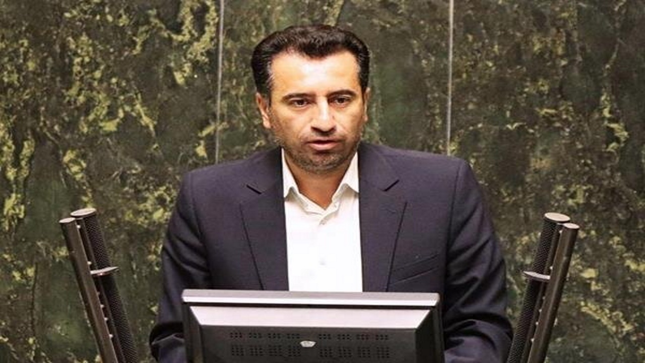 محوریت مبارزه با فرار مالیاتی و افزایش پایه مالیاتی جدید در تحقق بودجه بدون نفت