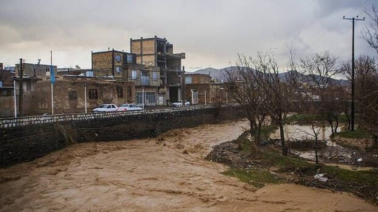 عبور ۸۰۰۰ کیلومتر رودخانه از مناطق مسکونی کرمان