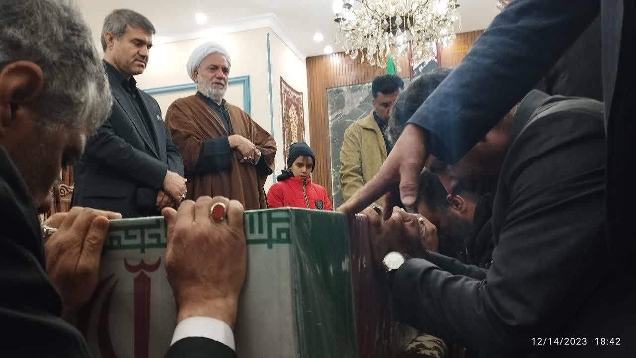 شهید گمنام وارد فرودگاه بین المللی کرمان شد