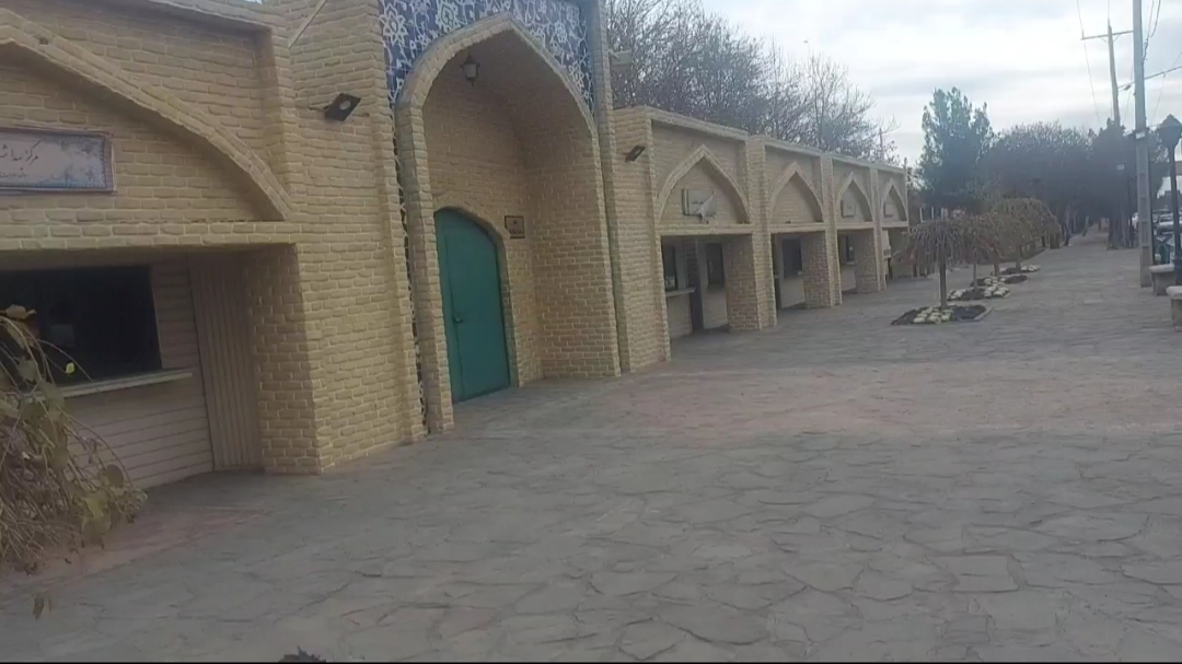 تعطیل بودن زائرسرای ورودی مشهد از زبان زائران در آستانه شهادت حضرت زهرا (س) + فیلم