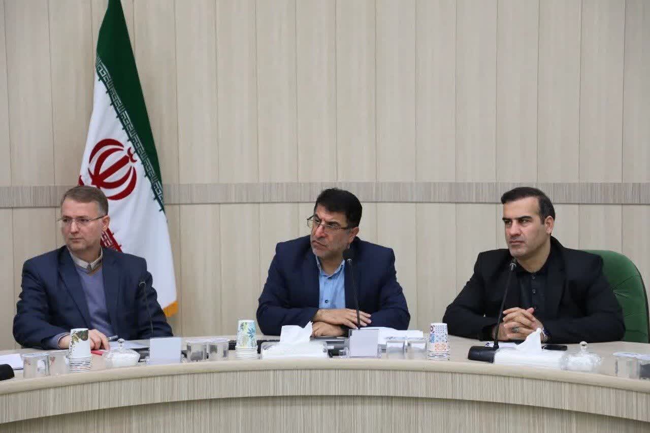 رضایت‌مندی ارباب رجوع در اولویت خدمت‌رسانی کارکنان و مدیران باشد