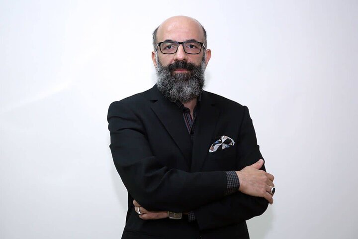 امیر عبدالحسینی دبیر کل شانزدهمین جشنواره تجسمی
